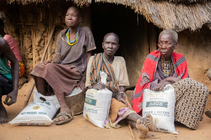 Humanitarian aid for vulnerable families